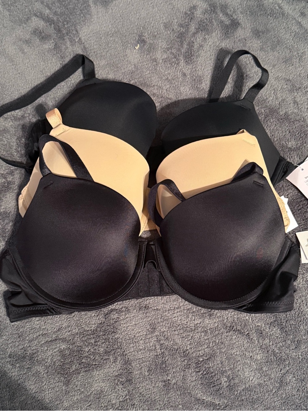 Auden Smooth Molded T-Shirt Bra Duo in Black and Nude